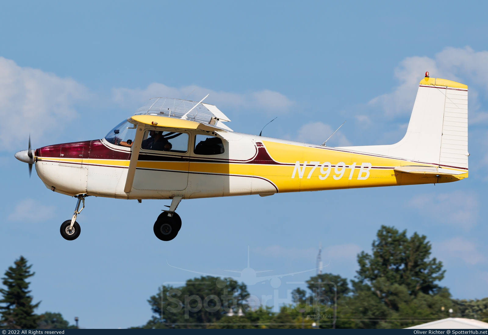 Photo of N7991B - Cessna 172 operated by Private