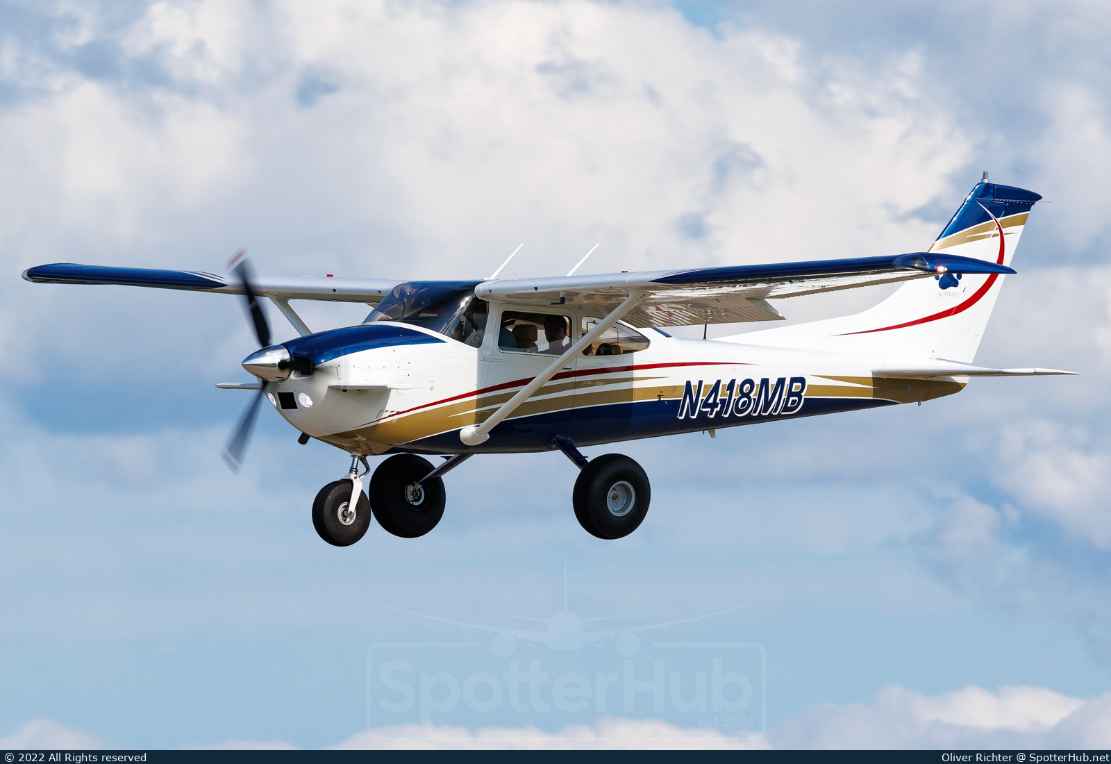 Photo of N418MB - Cessna 182Q Skylane operated by Private