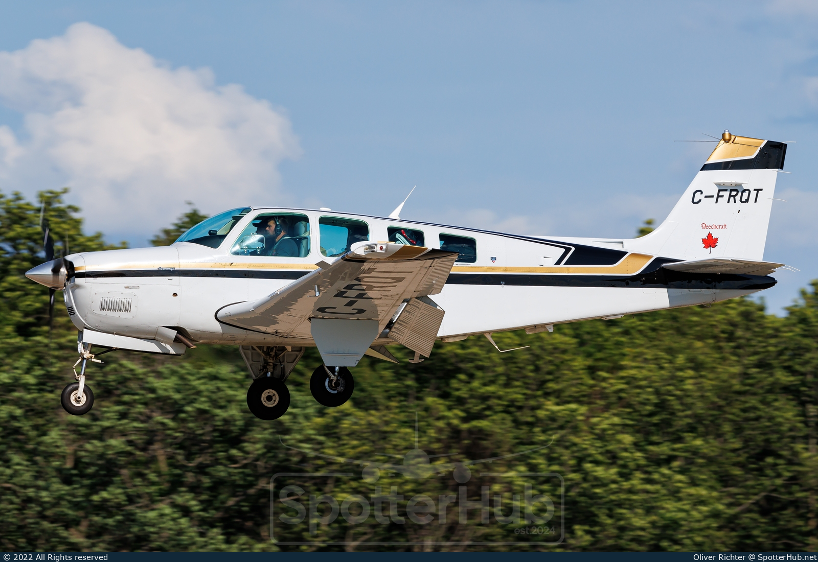 Photo of C-FRQT - Beechcraft A36 Bonanza operated by Private