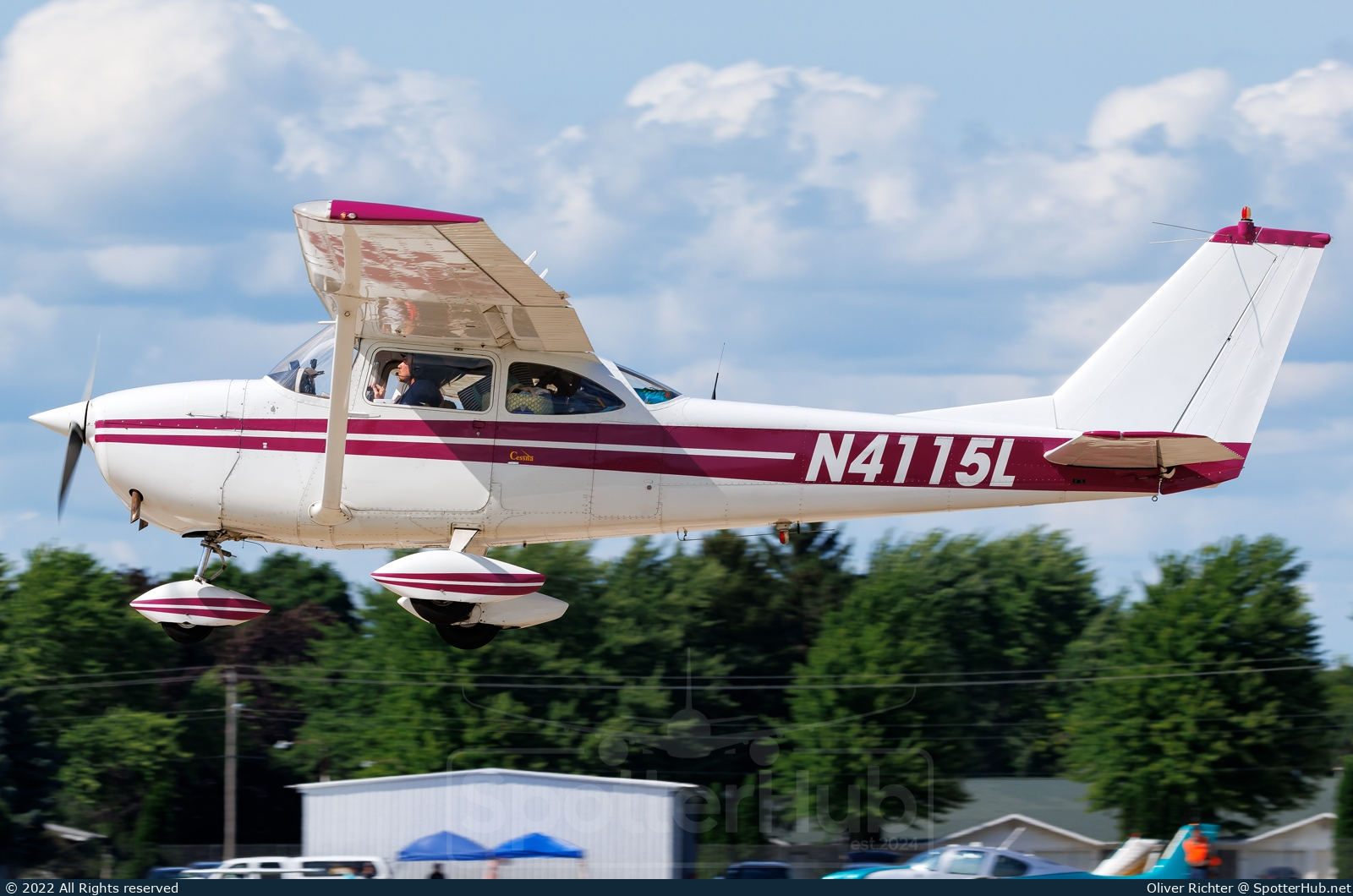Photo of N4115L - Cessna 172G Skyhawk operated by Private