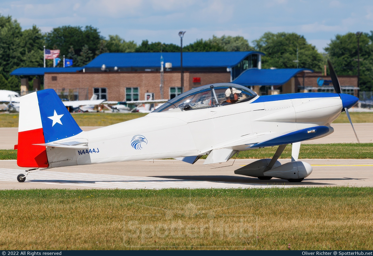 Photo of N4444J - Vans RV-4 operated by Eagle Flight