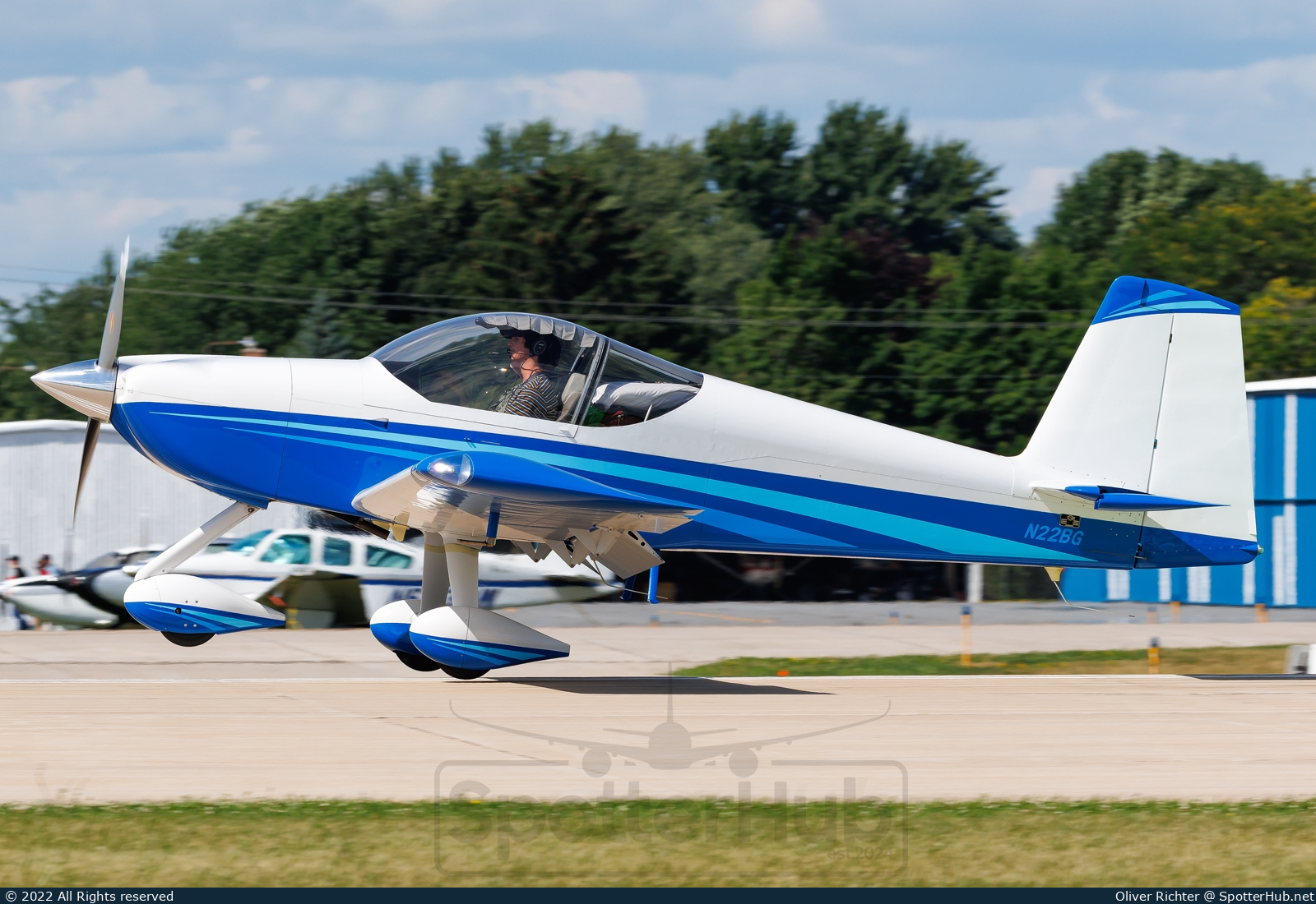 Photo of N22BG - Vans RV-14A operated by Private