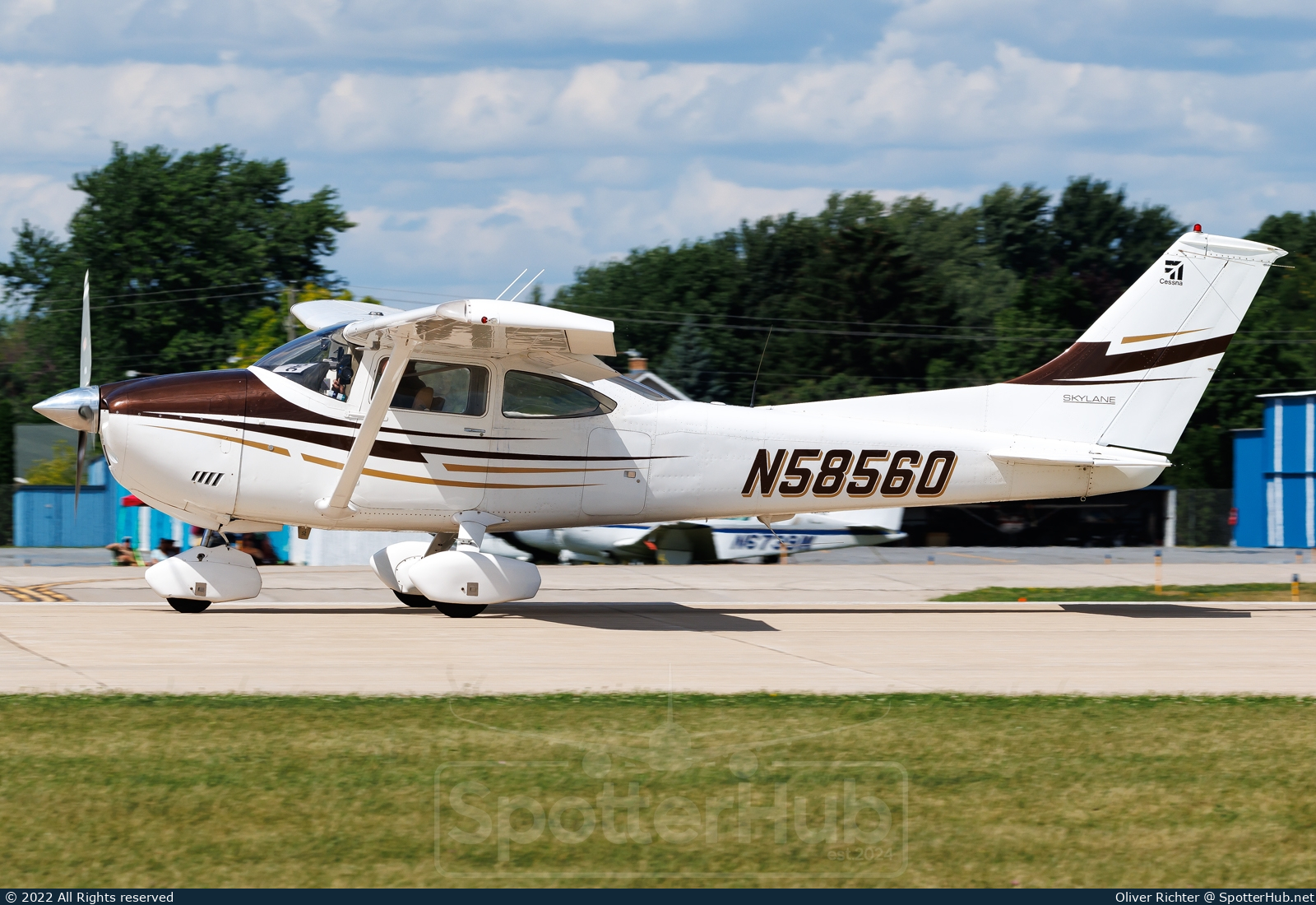Photo of N58560 - Cessna 182P Skylane operated by Private