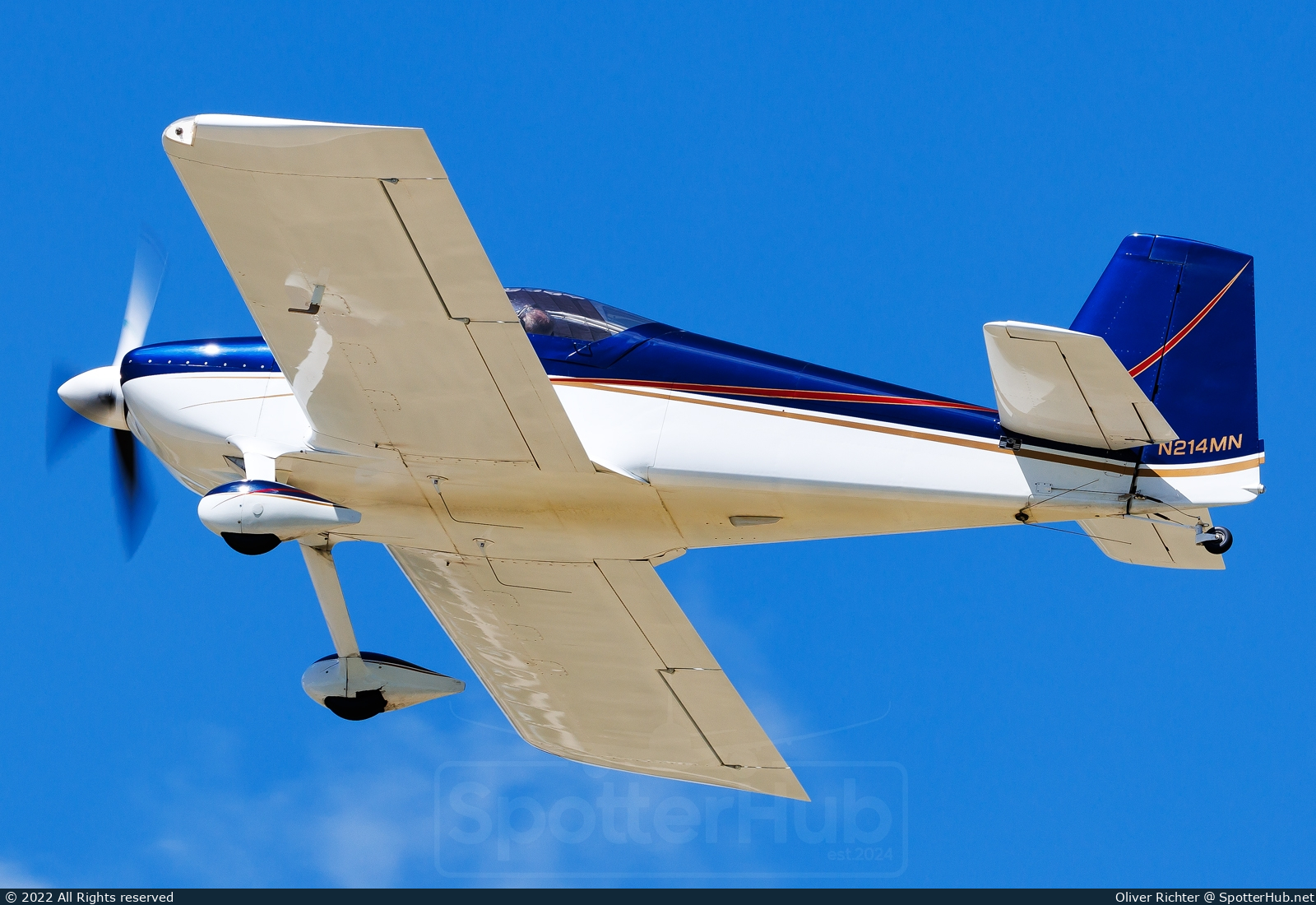Photo of N214MN - Vans RV-7 operated by Private
