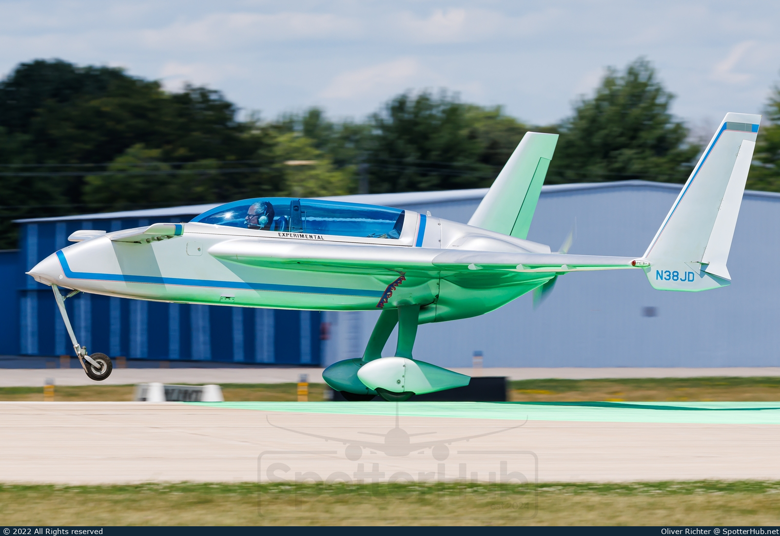 Photo of N38JD - Rutan 61 Long-EZ operated by Private