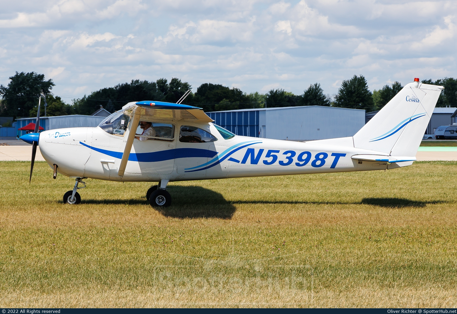 Photo of N5398T - Cessna 172E Skyhawk operated by Private