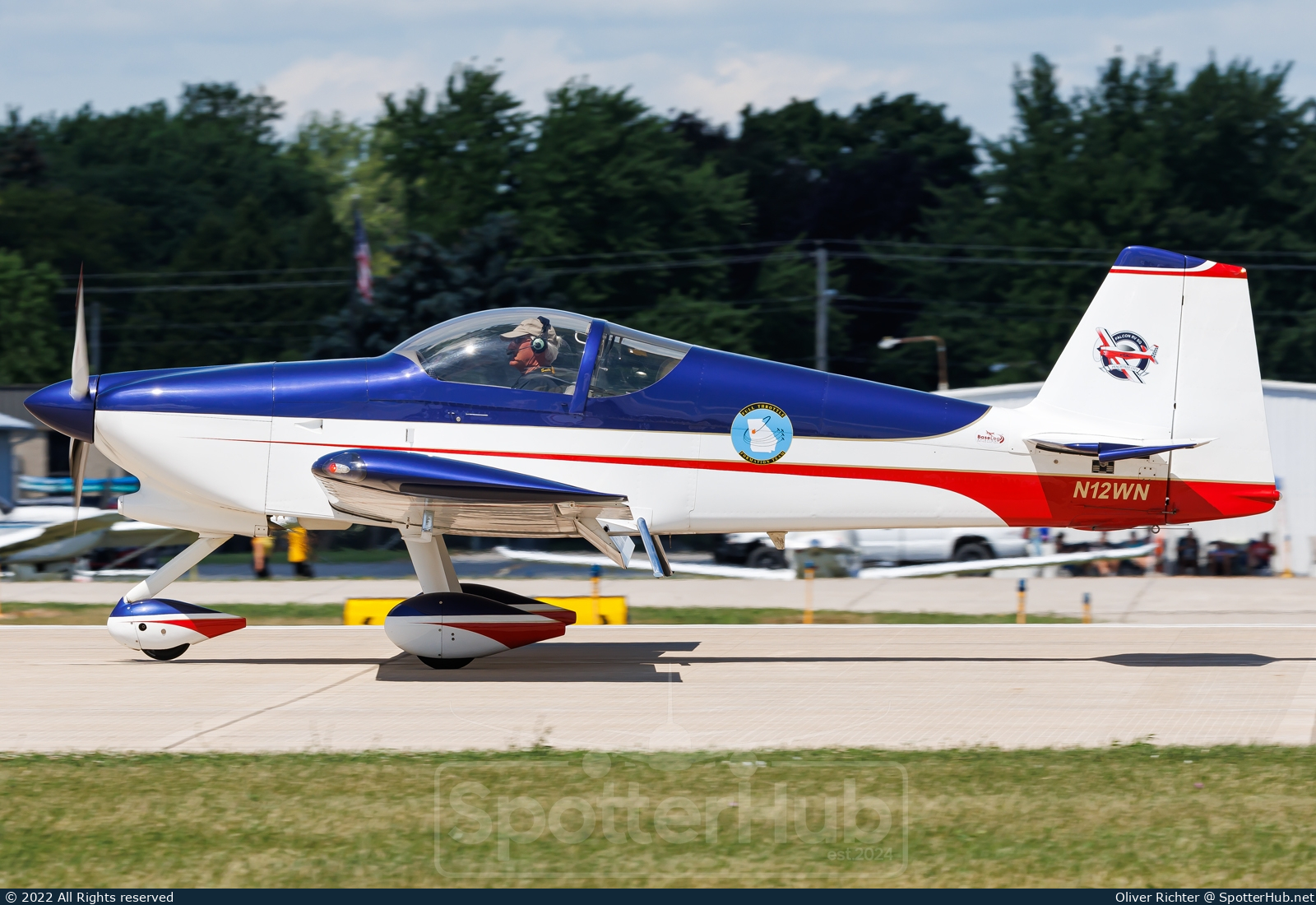 Photo of N12WN - Vans RV-6A operated by Full Throttle Formation Team