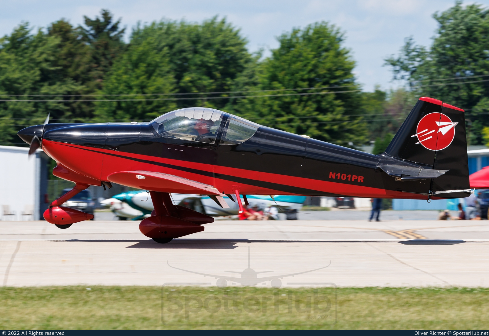 Photo of N101PR - Vans RV-6A operated by Private
