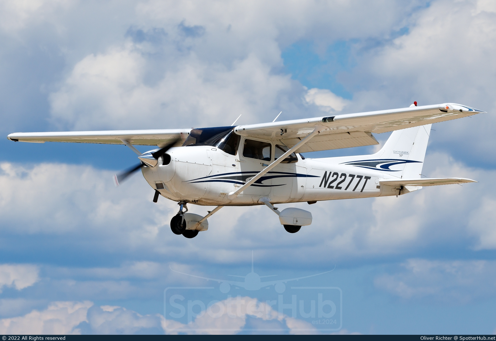 Photo of N2277T - Cessna 172S Skyhawk SP operated by Private