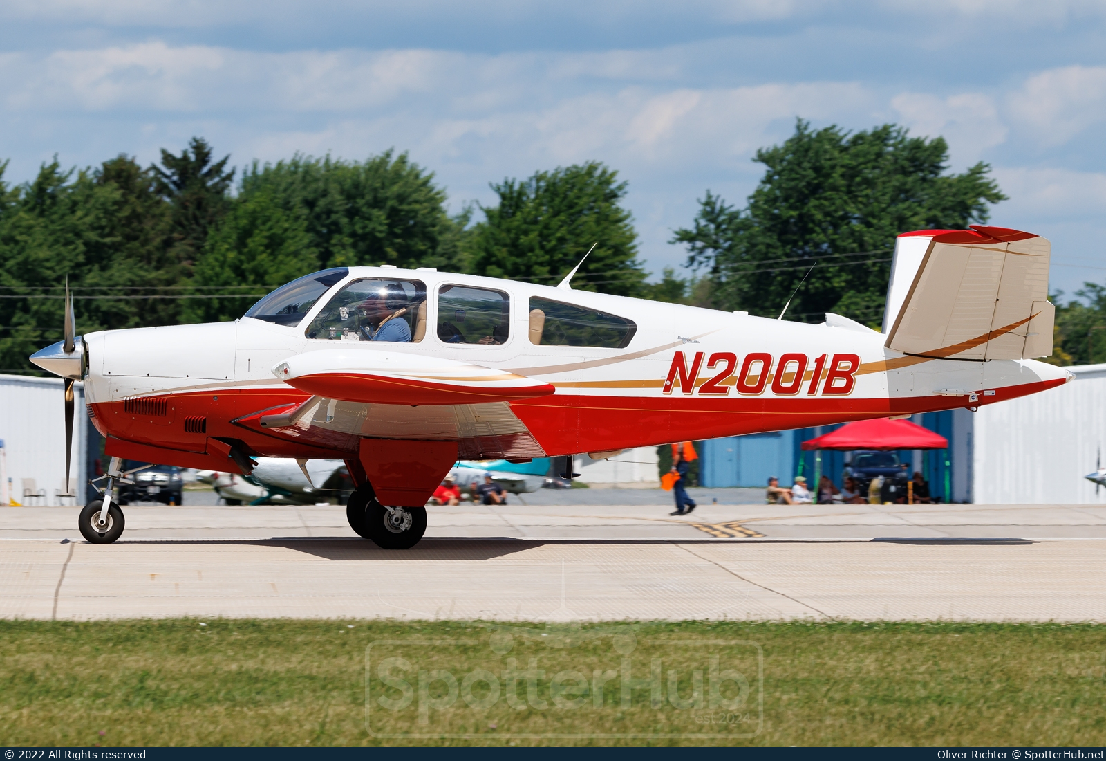 Photo of N2001B - Beechcraft V35 Bonanza operated by Private
