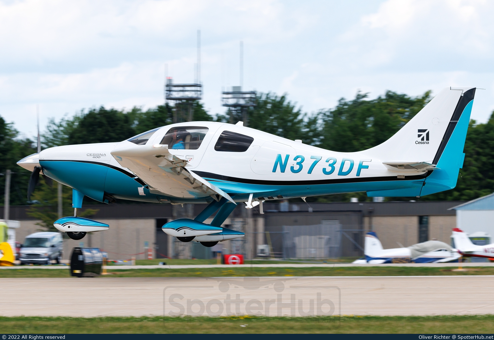 Photo of N373DF - Cessna 400 Corvalis TT operated by Private