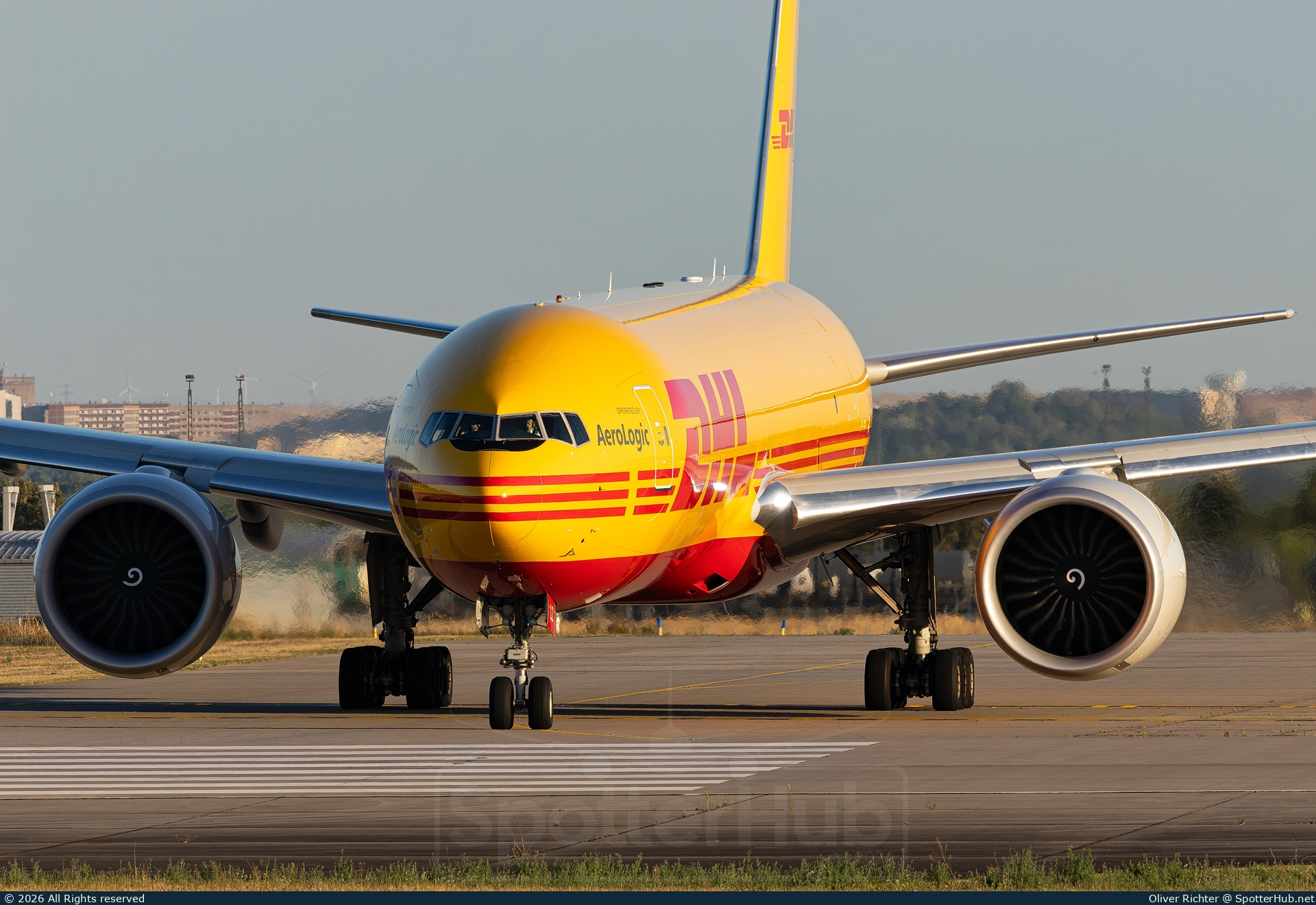 Photo of D-AALZ - Boeing 777-F operated by AeroLogic