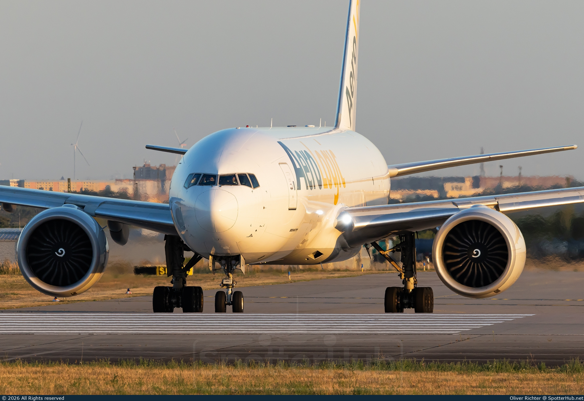 Photo of D-AALN - Boeing 777-F operated by AeroLogic