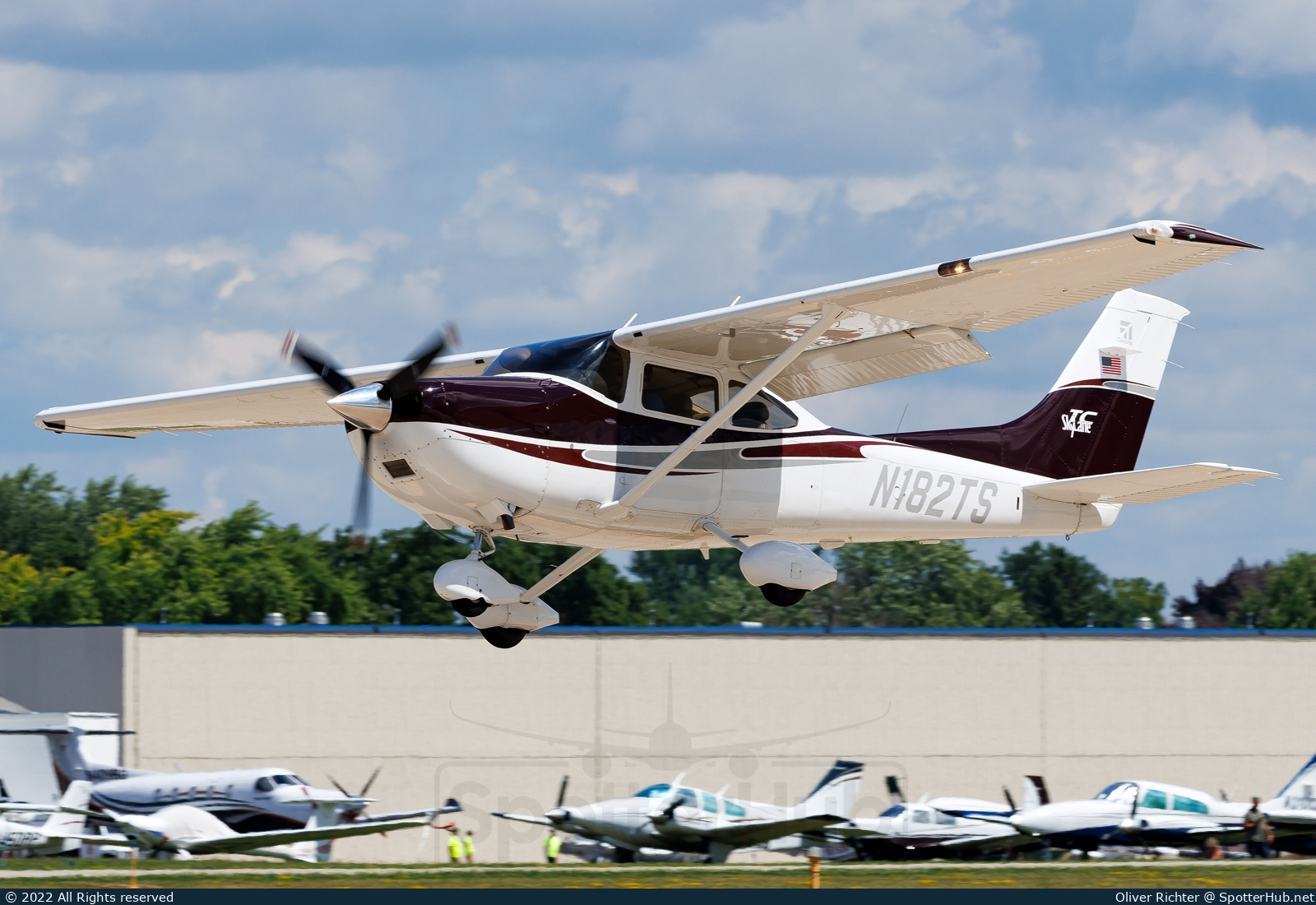 Photo of N182TS - Cessna T182T Turbo Skylane TC operated by Private