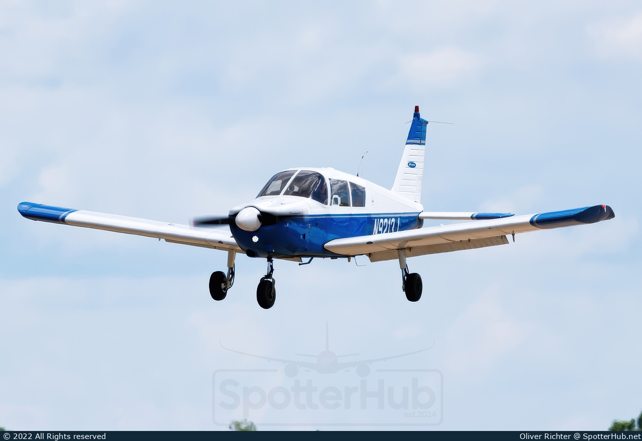 Photo of N9213J - Piper PA-28-180 Cherokee C operated by Private