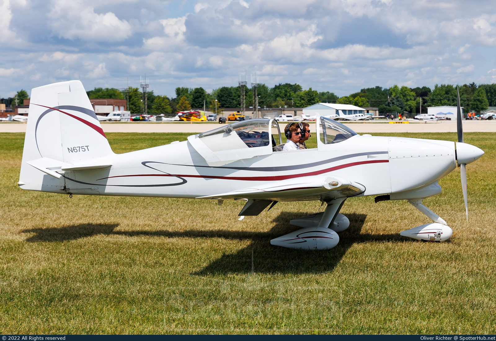Photo of N675T - Vans RV-7A operated by Private