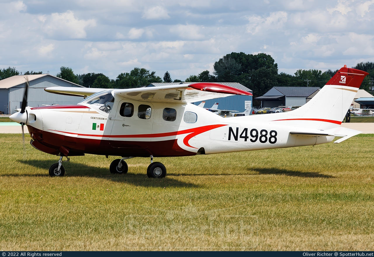 Photo of N4988 - Cessna P210N Pressurized Centurion II operated by Private