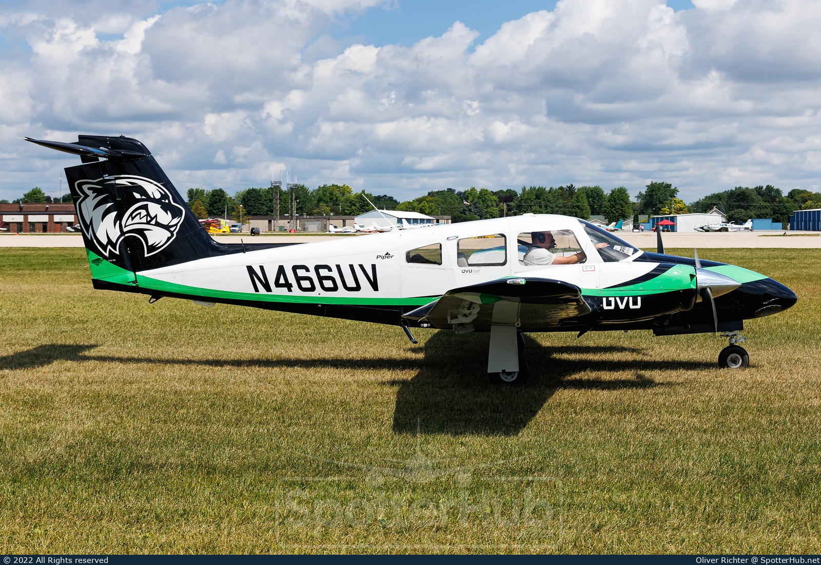 Photo of N466UV - Piper PA-44-180 Seminole operated by Utah Valley University