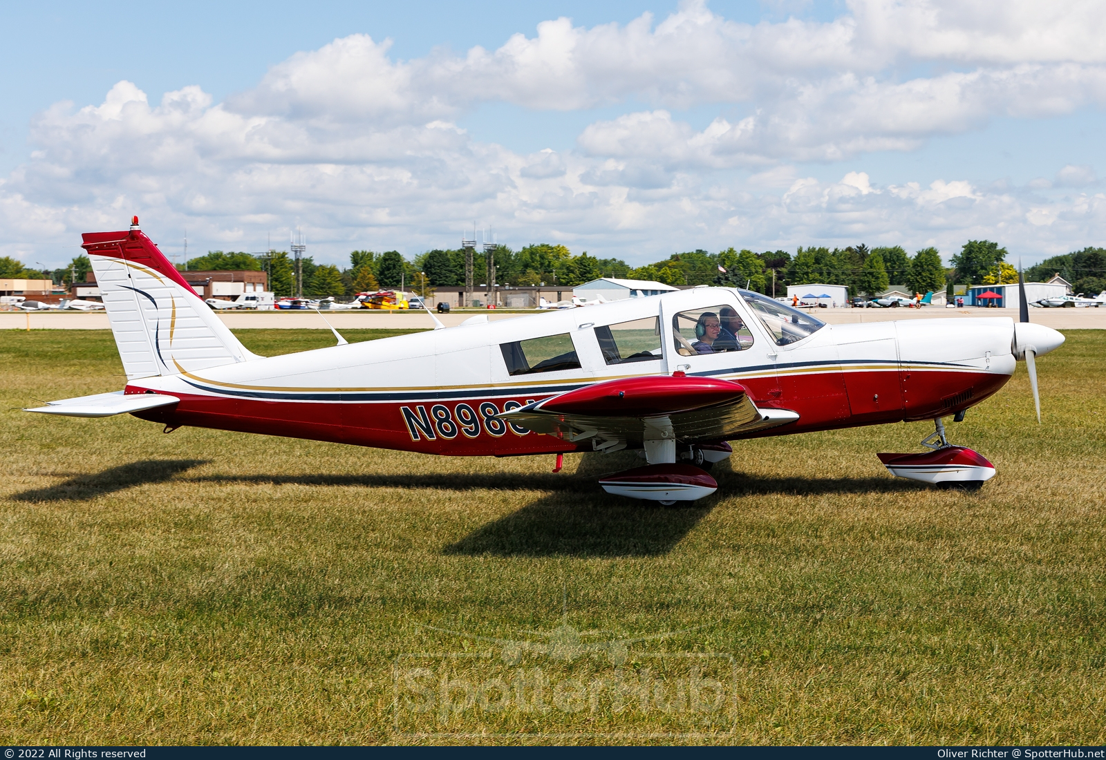 Photo of N8988N - Piper PA-32-300 Cherokee Six operated by Private