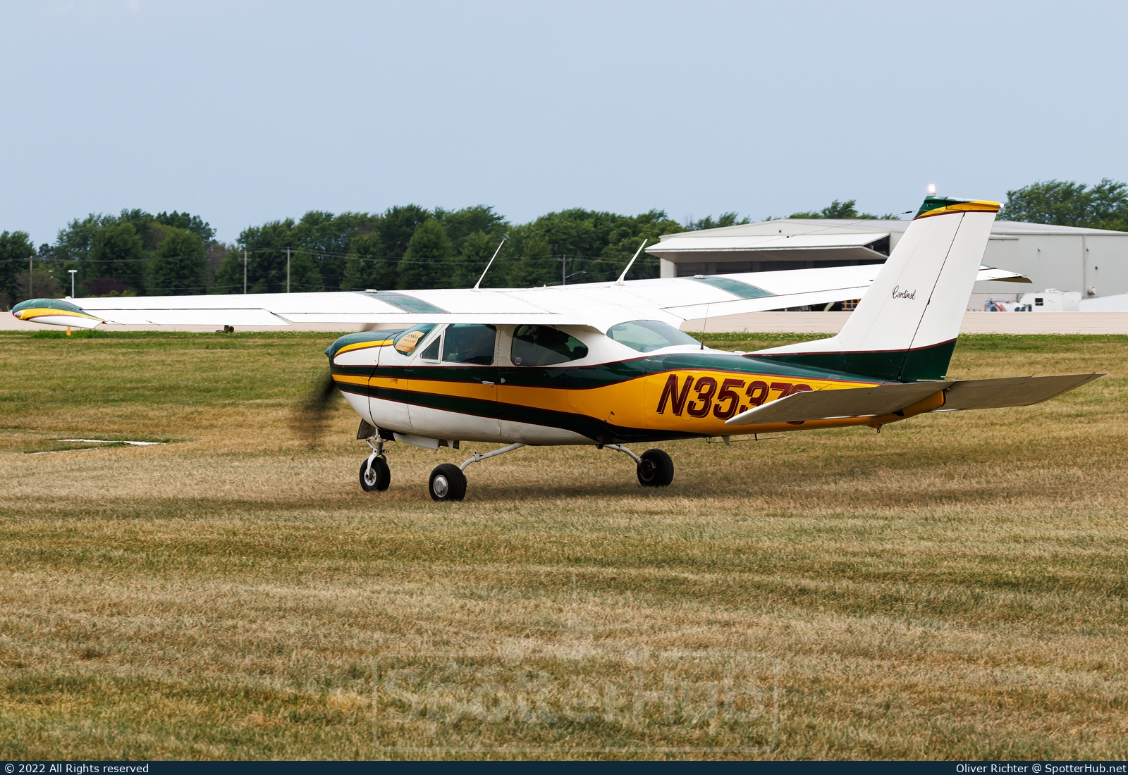 Photo of N35373 - Cessna 177RG Cardinal RG operated by Private