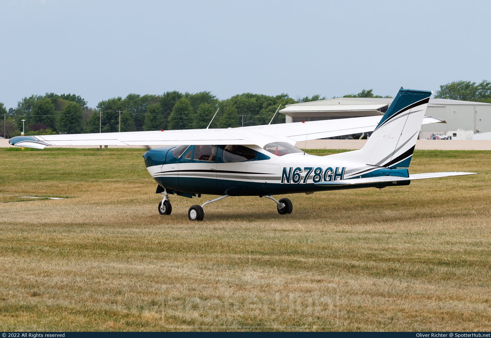 Photo of N678GH - Cessna 177RG Cardinal RG operated by Private
