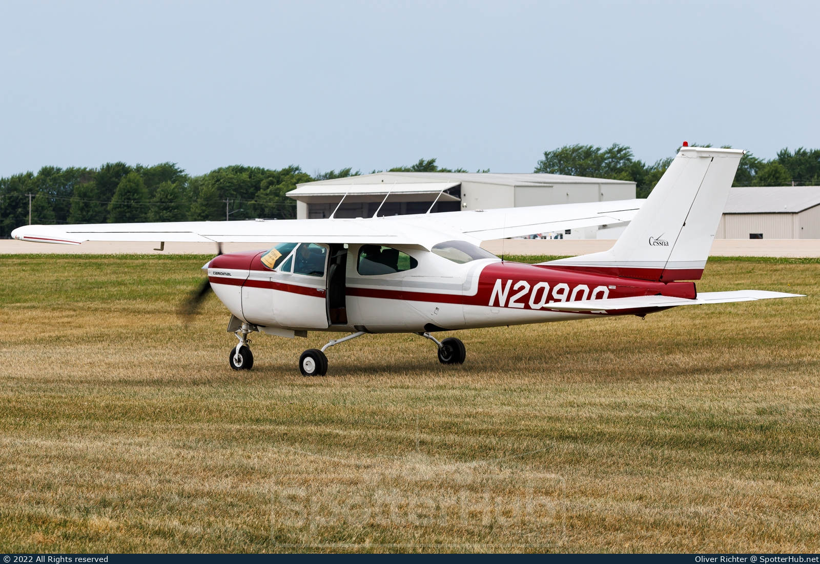 Photo of N2090Q - Cessna 177RG Cardinal RG operated by Private