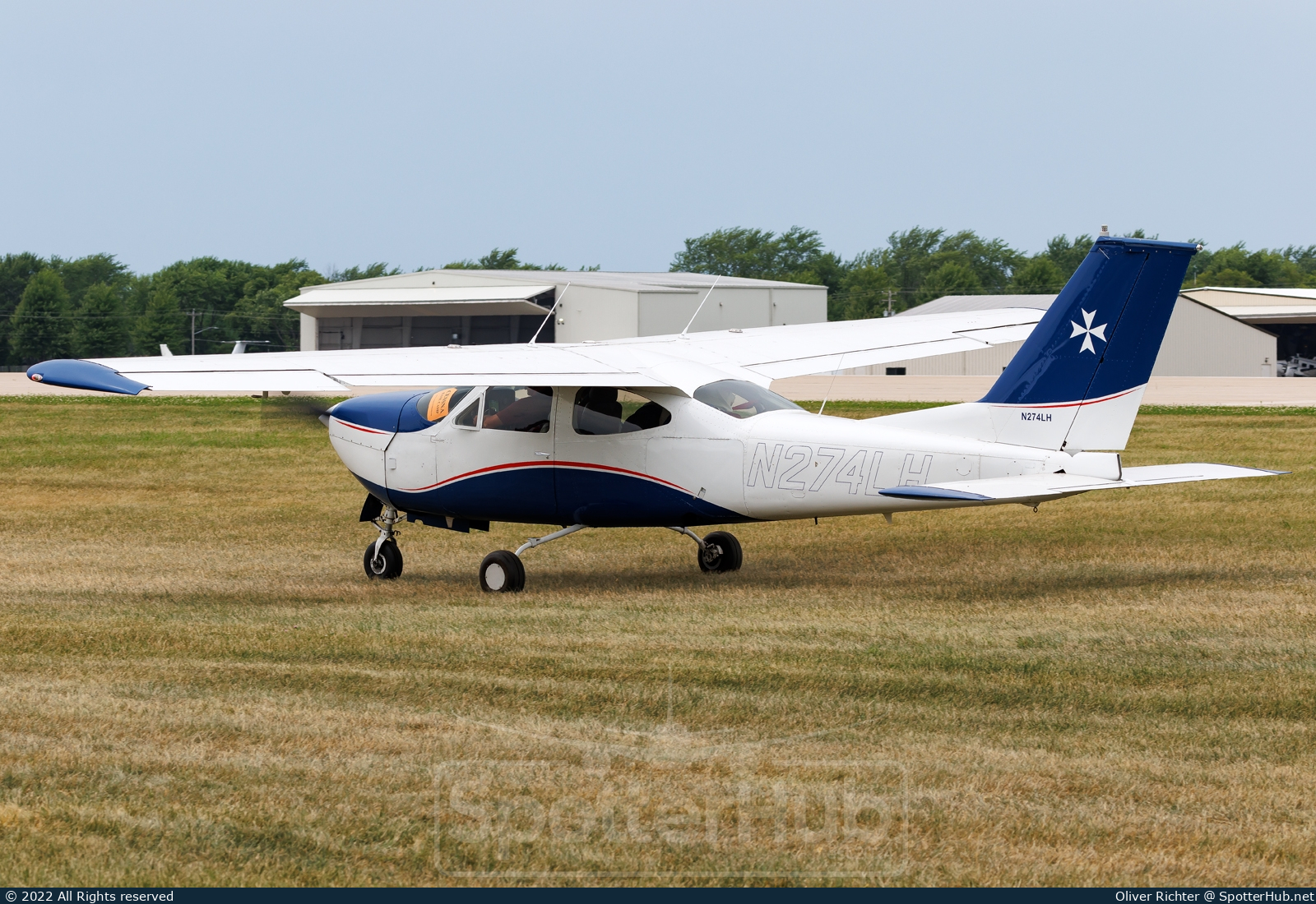 Photo of N274LH - Reims-Cessna F177RG Cardinal RG operated by Private