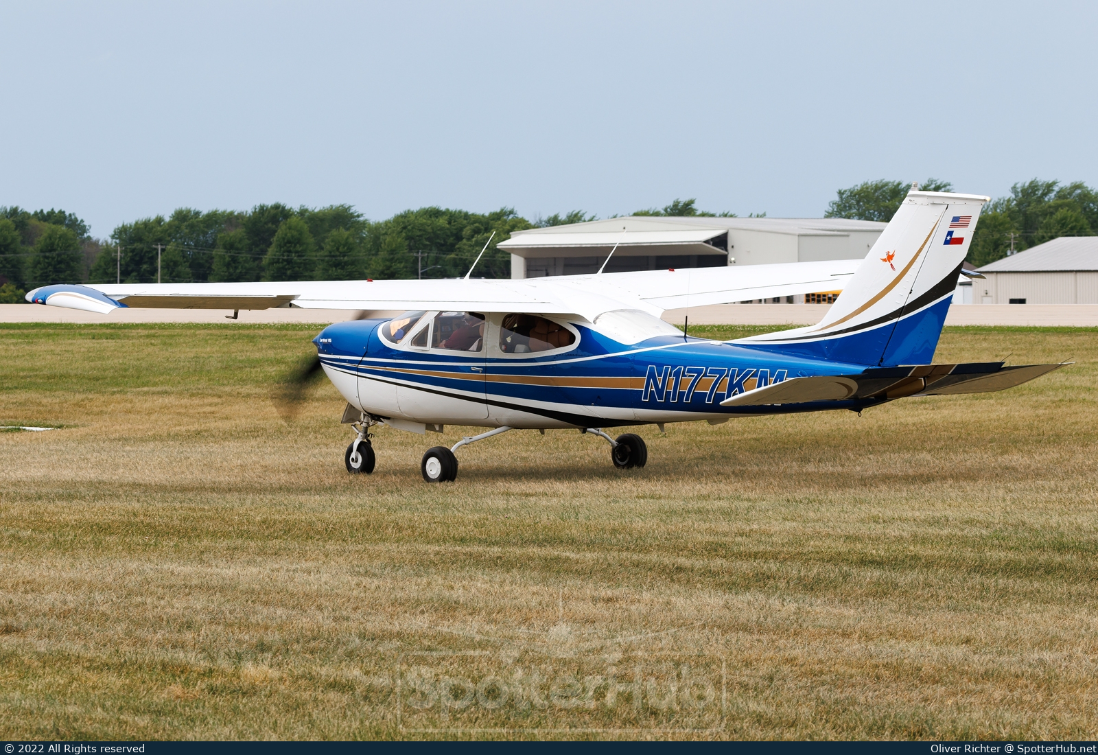 Photo of N177KM - Cessna 177RG Cardinal RG operated by Private