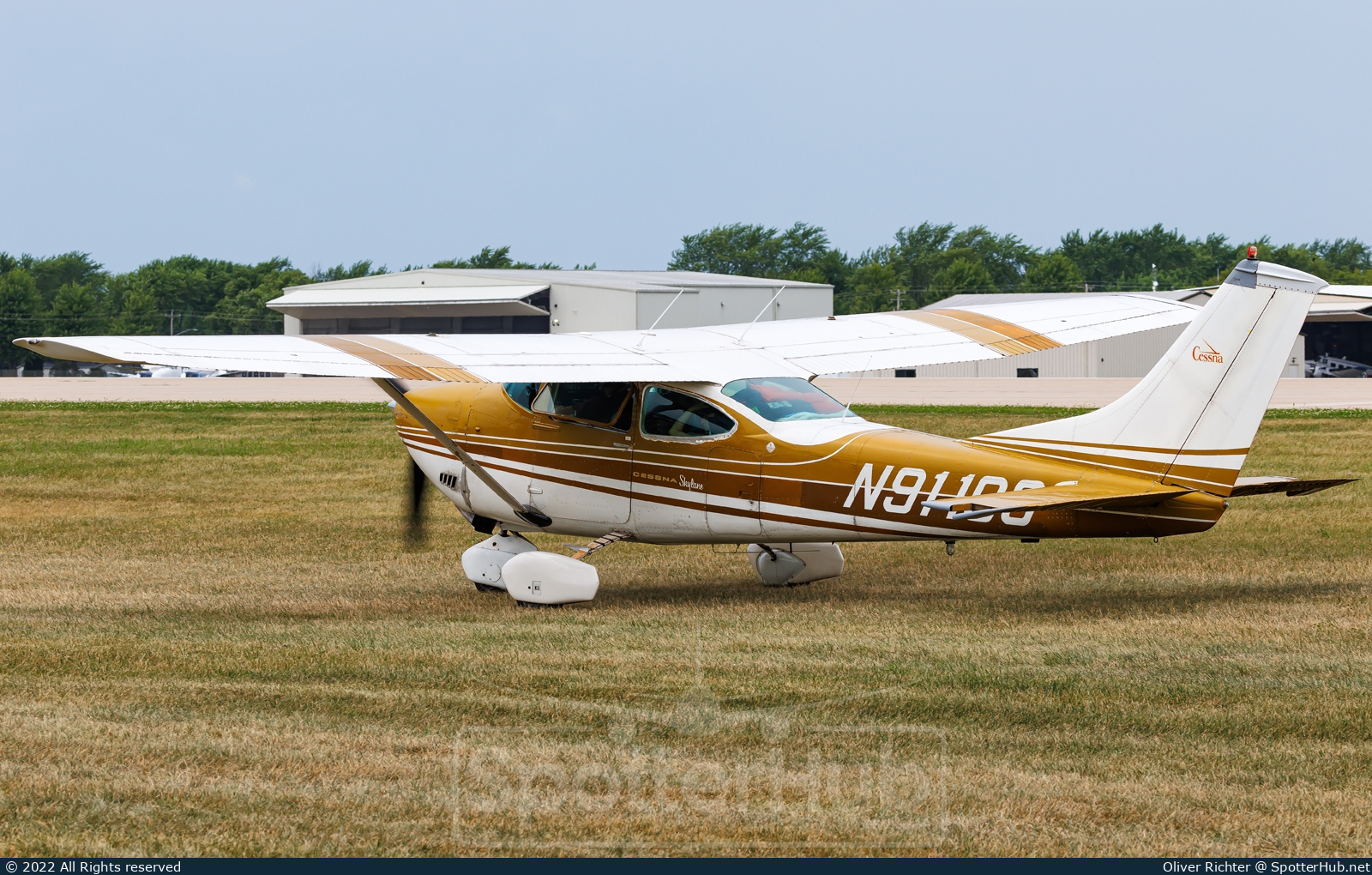 Photo of N9116G - Cessna 182N Skylane operated by Private