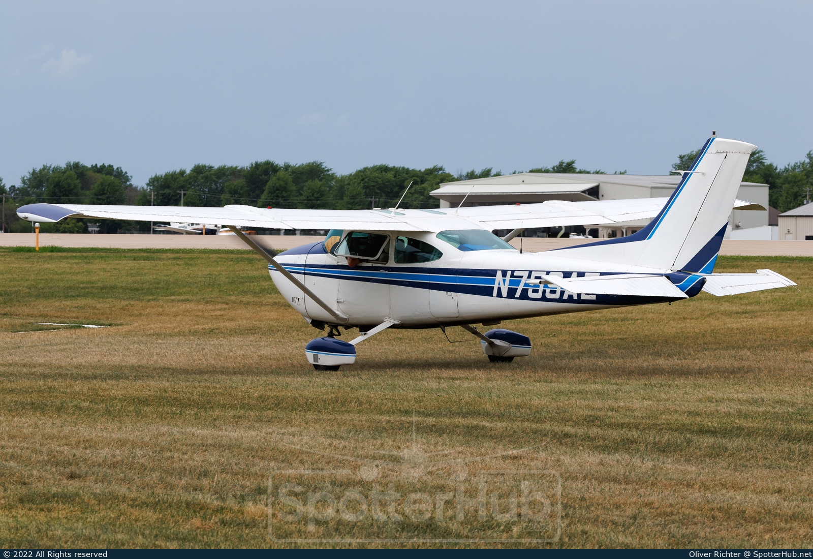 Photo of N759AE - Cessna 182Q Skylane operated by Private