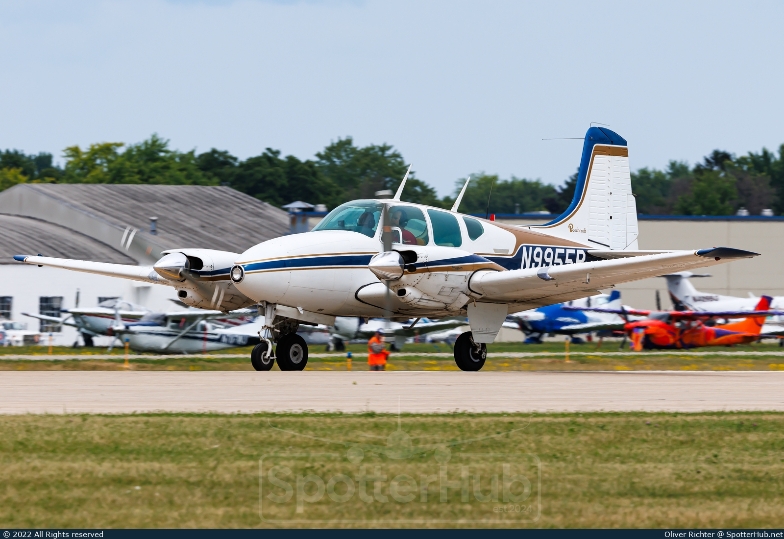 Photo of N9955R - Beechcraft B95 Travel Air operated by Glacier View Aviation