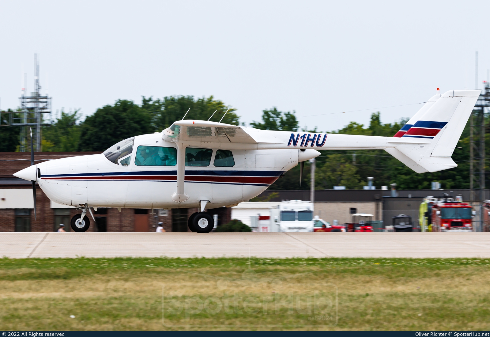 Photo of N1HU - Cessna 337D Super Skymaster operated by Private