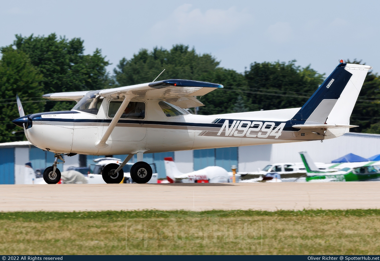 Photo of N19294 - Cessna 150L operated by Private
