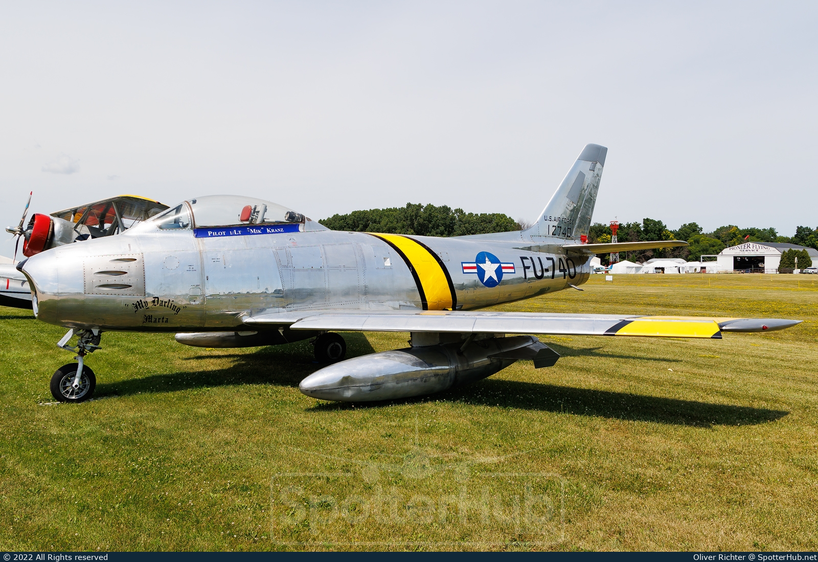 Photo of N86JR - Canadair CL-13A Sabre Mk.5 [North American F-86] operated by EAA Experimental Aircraft Association