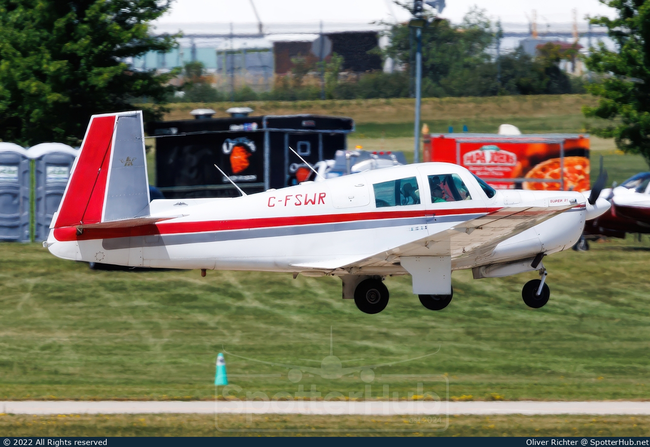 Photo of C-FSWR - Mooney M20E Super 21 operated by Private
