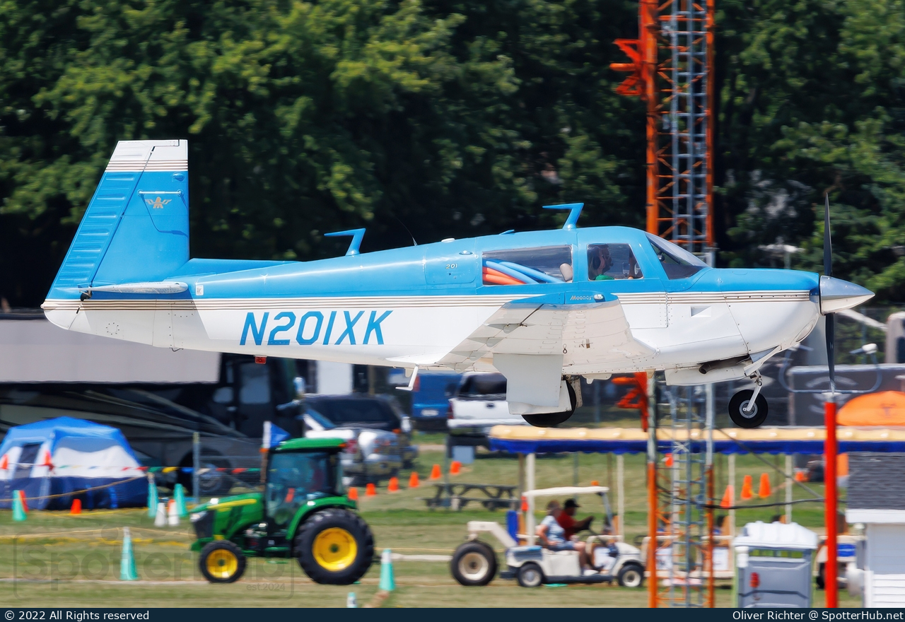 Photo of N201XK - Mooney M20J 201 operated by Private