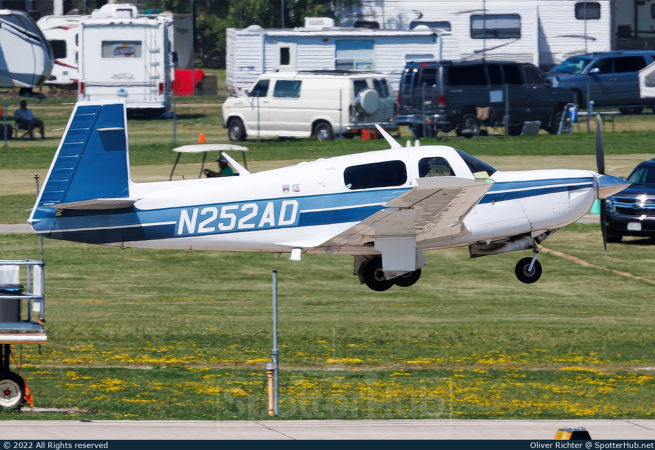 Photo of N252AD - Mooney M20K 252 operated by Private