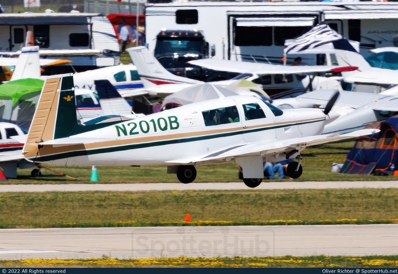 Photo of N201QB - Mooney M20J 201 operated by Private