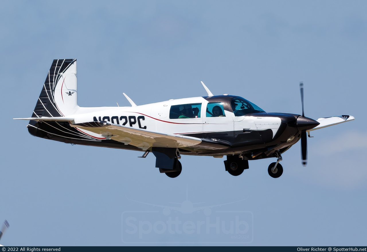 Photo of N202PC - Mooney M20J 201 operated by Private