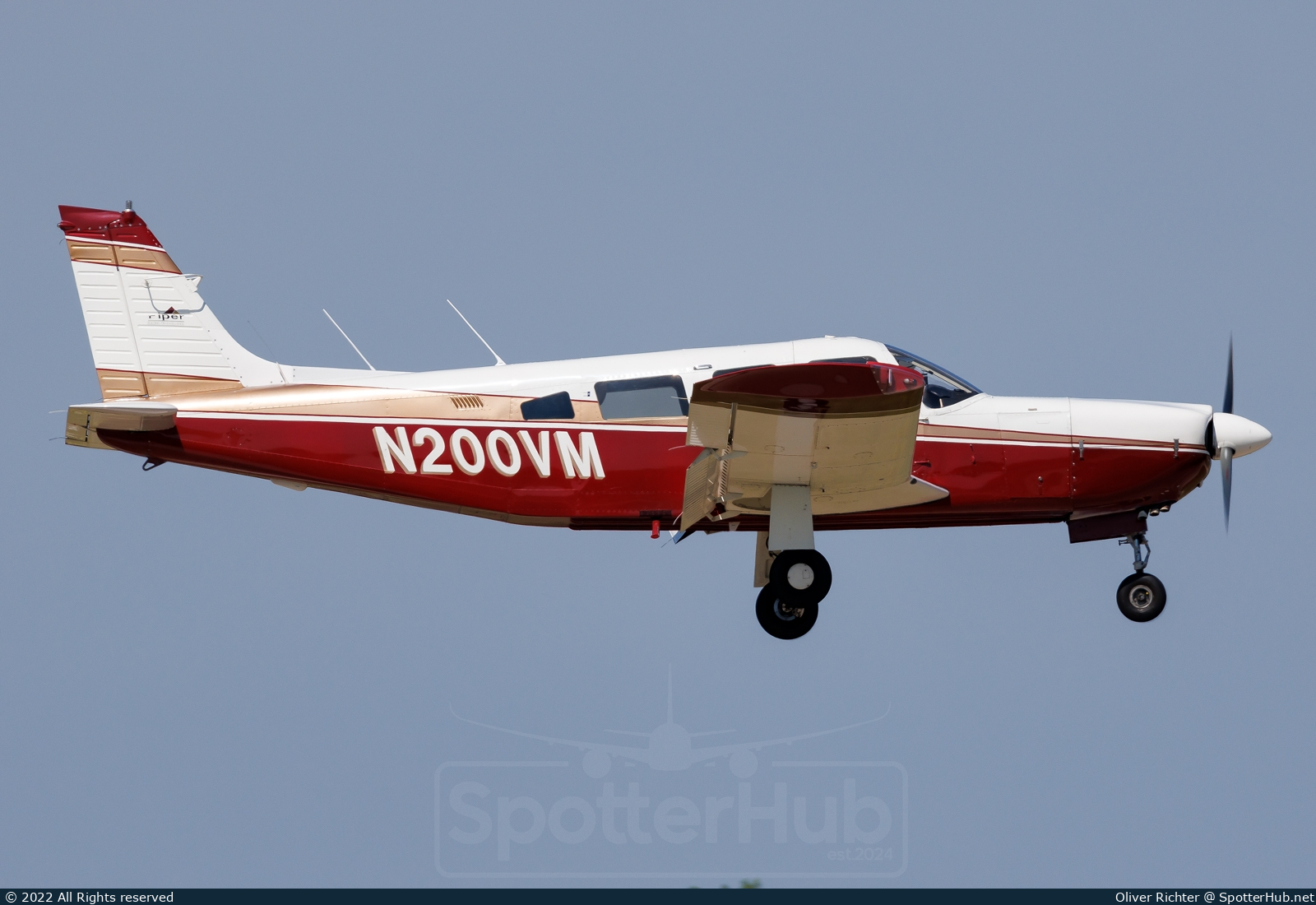 Photo of N200VM - Piper PA-32R-300 Lance operated by Private