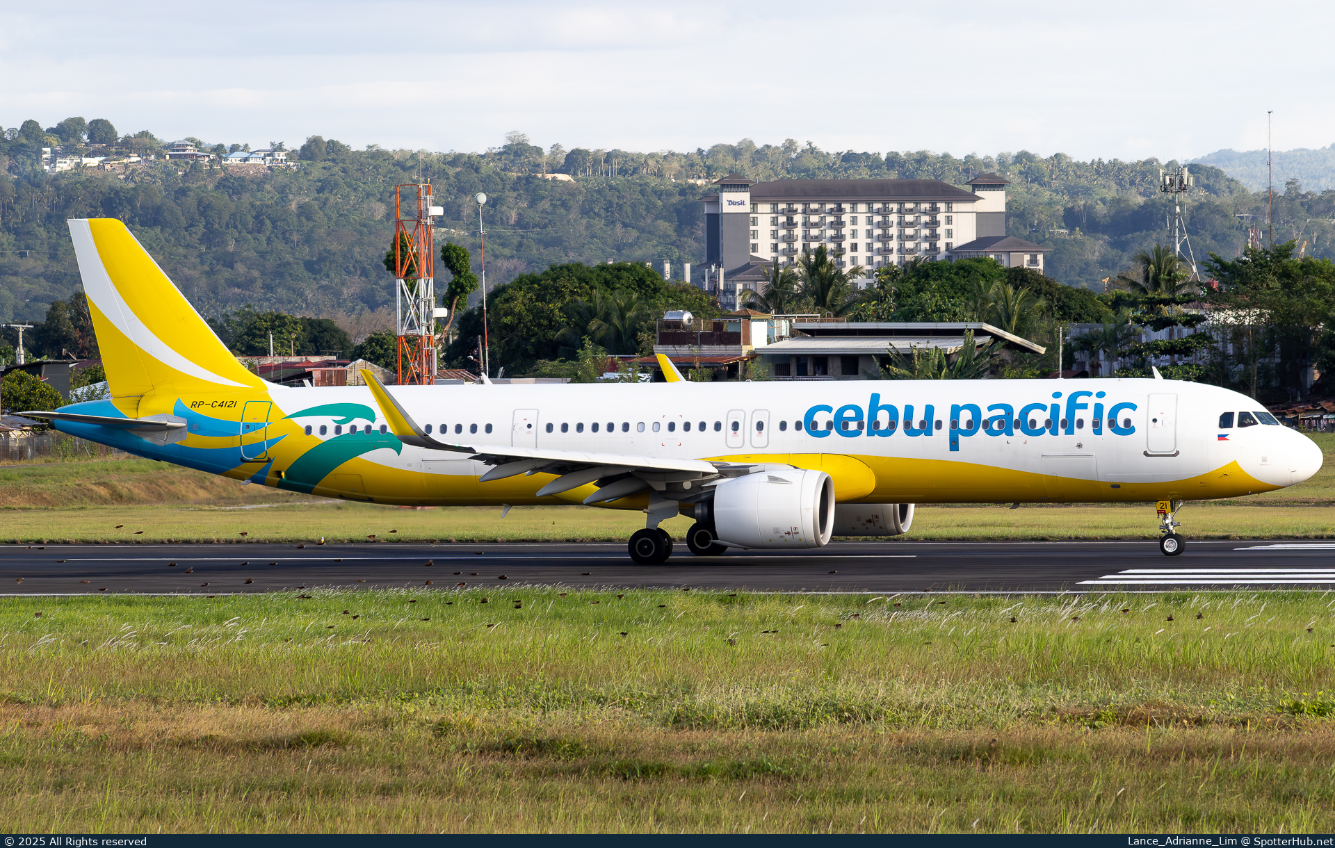 Photo of RP-C4121 - Airbus A321-271NX operated by Cebu Pacific