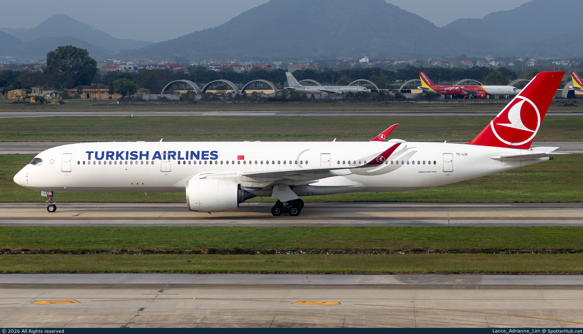 Photo of TC-LGI - Airbus A350-941 operated by Turkish Airlines