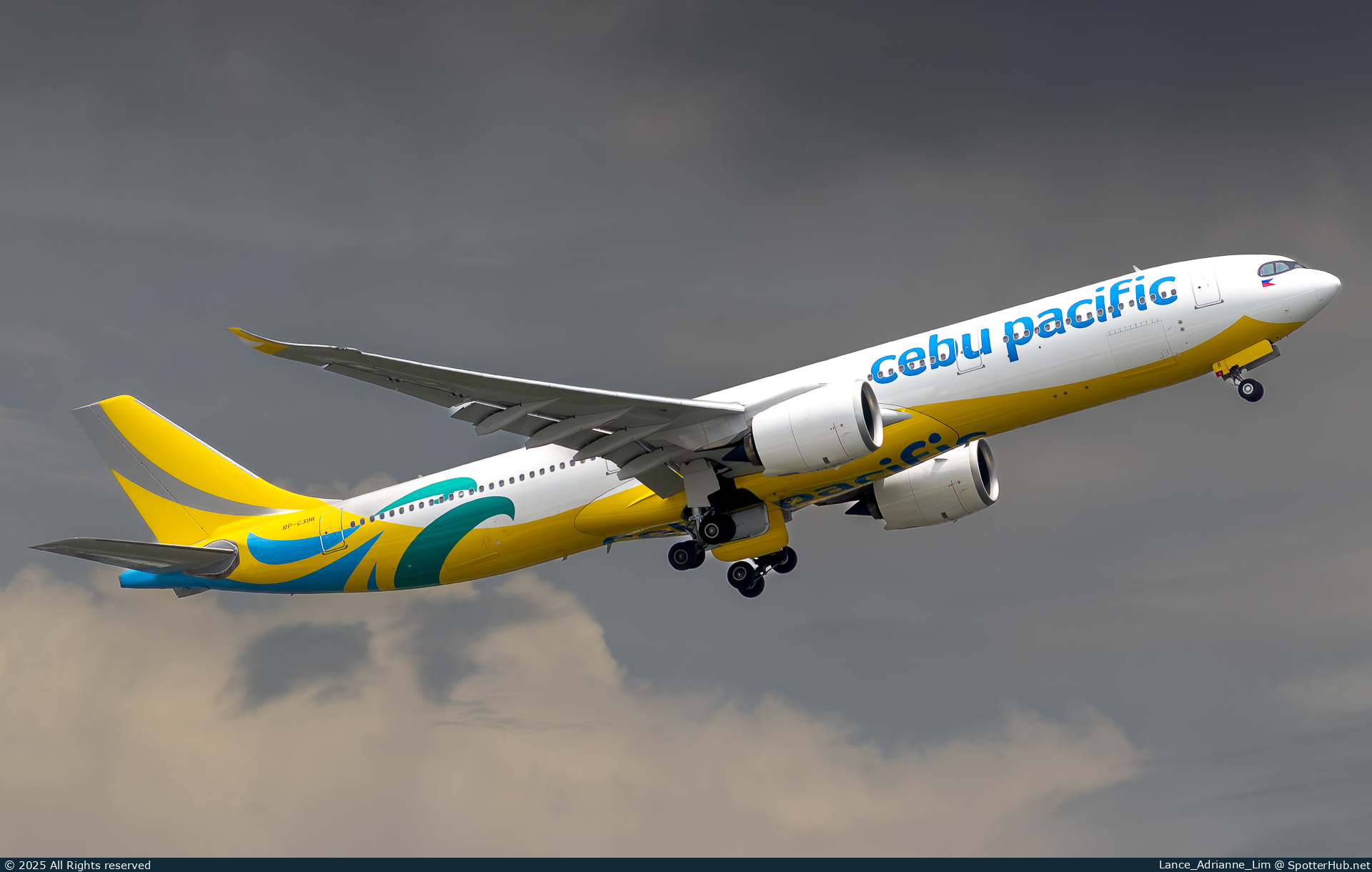 Photo of RP-C3911 - Airbus A330-941 operated by Cebu Pacific