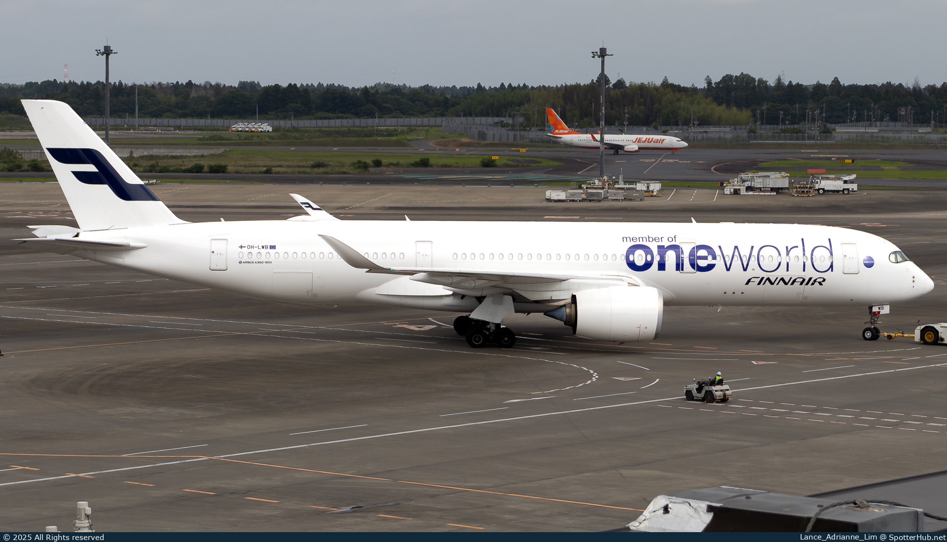 Photo of OH-LWB - Airbus A350-941 operated by Finnair