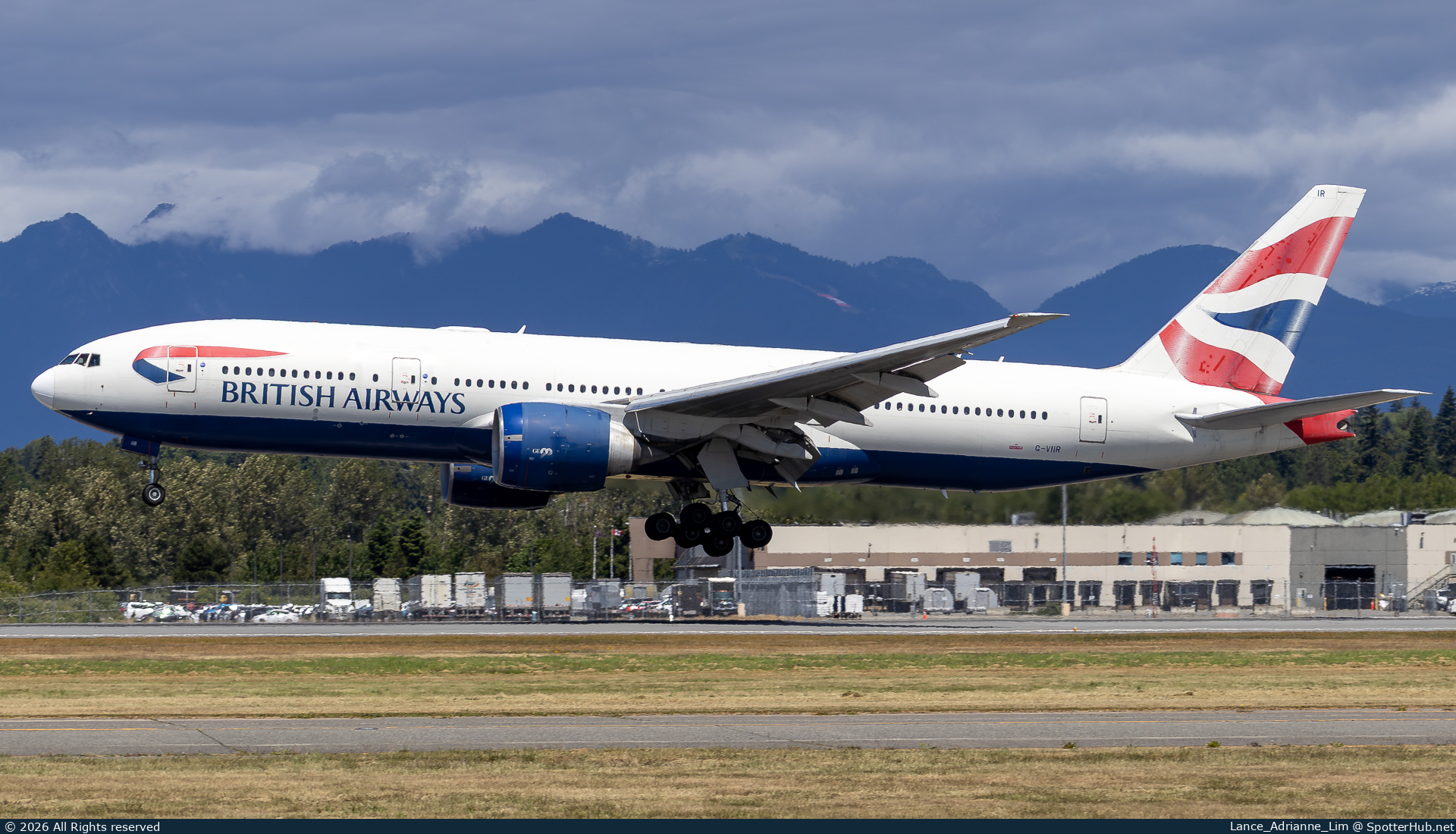 Photo of G-VIIR - Boeing 777-236(ER) operated by British Airways