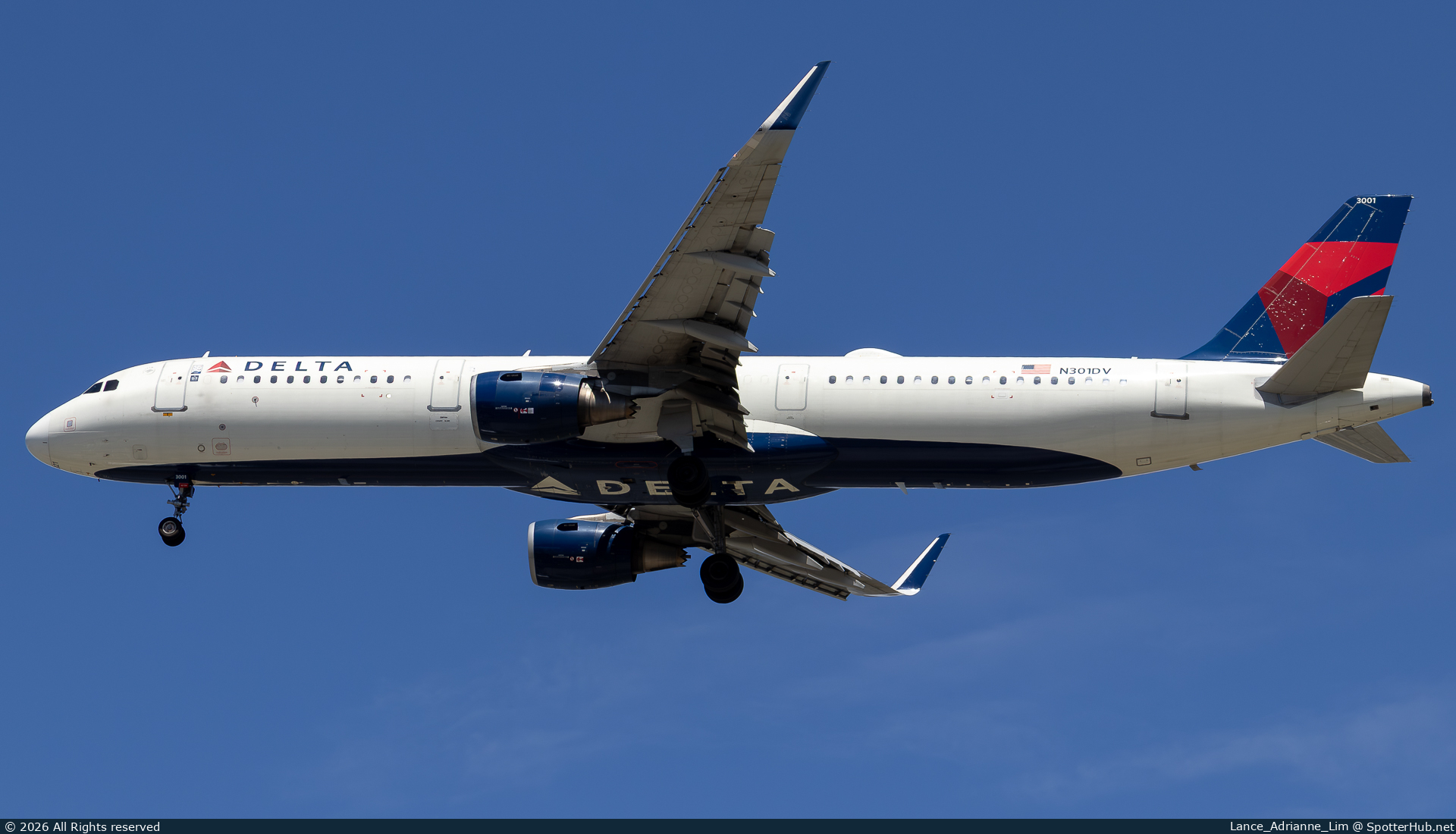 Photo of N301DV - Airbus A321-211 operated by Delta Air Lines