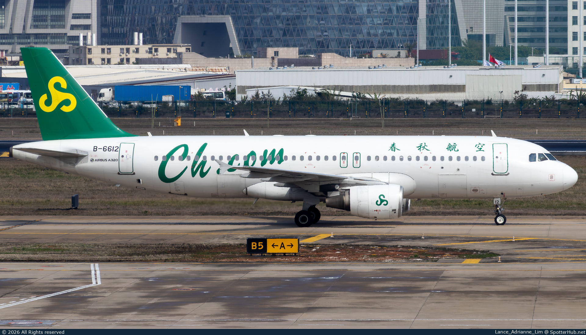 Photo of B-6612 - Airbus A320-214 operated by Spring Airlines