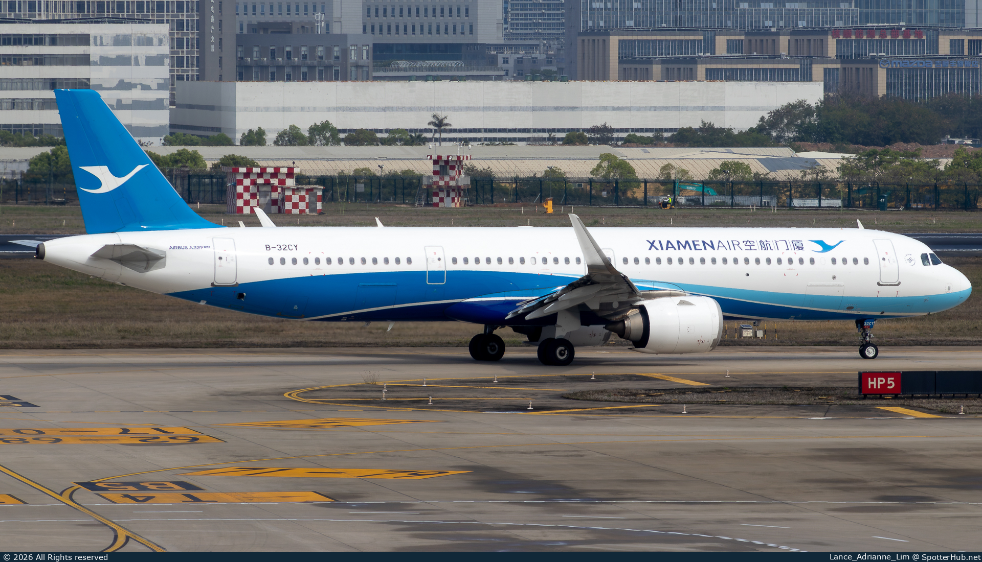 Photo of B-32CY - Airbus A321-251NX operated by Xiamen Airlines