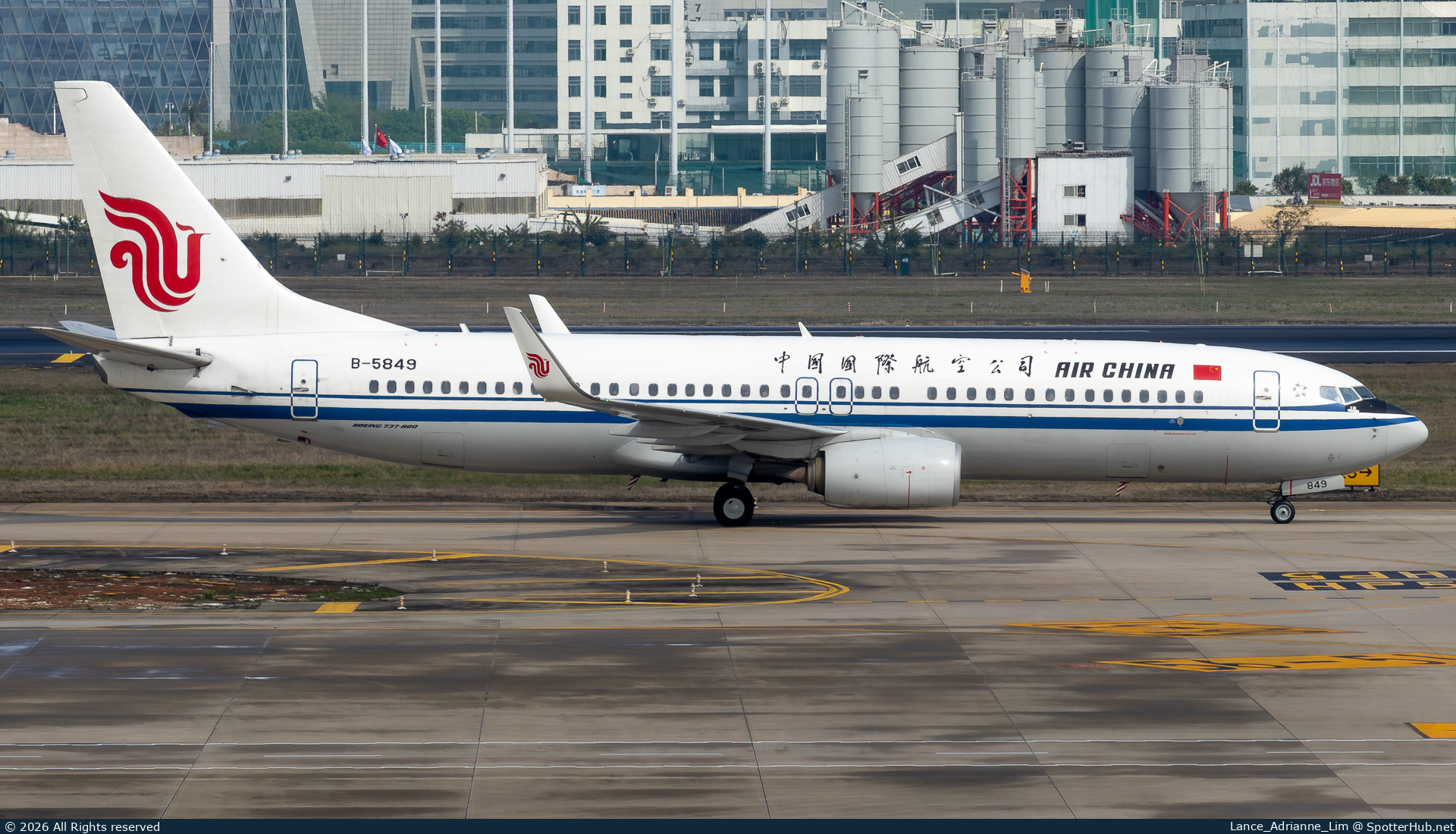 Photo of B-5849 - Boeing 737-89L operated by Air China