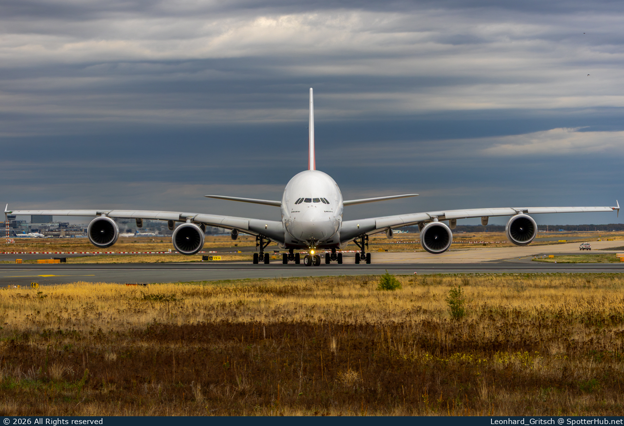 Photo of A6-EDU - Airbus A380-861 operated by Emirates
